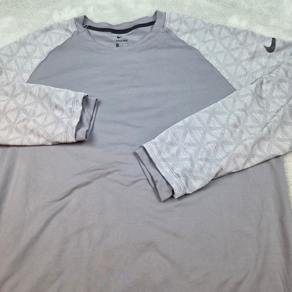 Nike Pro Training Top Mens XL Long Sleeve Raglan Geometric Pattern Gray Athletic